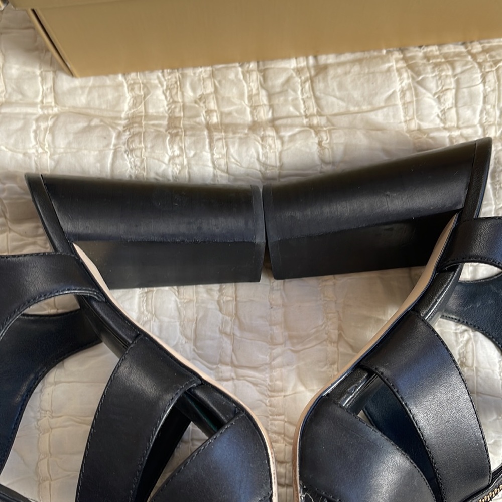 Michael Kors Damita Leather Sandal - Picture 7 of 11